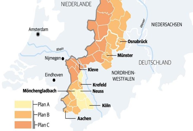 Kaart van de grens tussen Duitsland en Nederland. Toont drie verschillende plannen voor een nieuwe grenslijn na de Tweede Wereldoorlog.